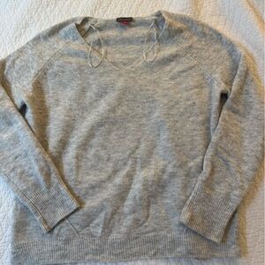 Vince Camuto Light Gray V-Neck Sweater